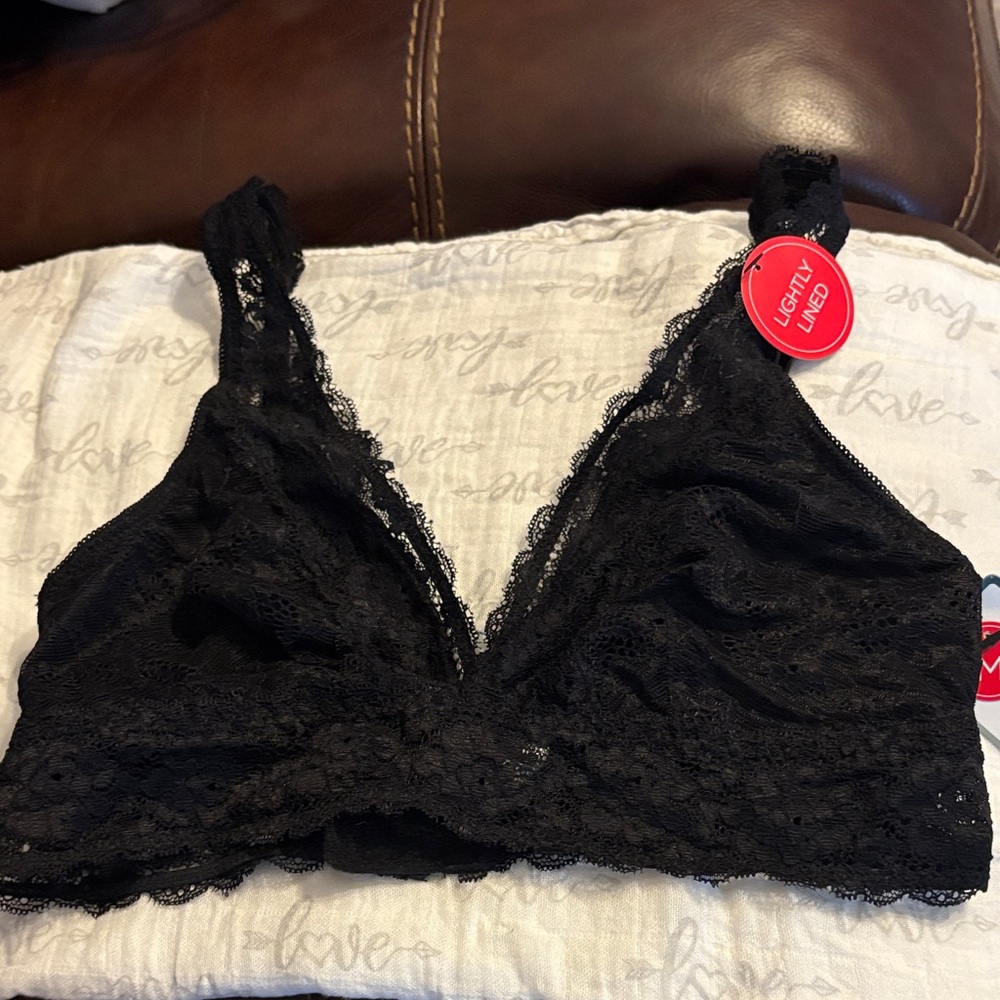 Marilyn Monroe Black Lace Bralette - Lightly Lined NWT